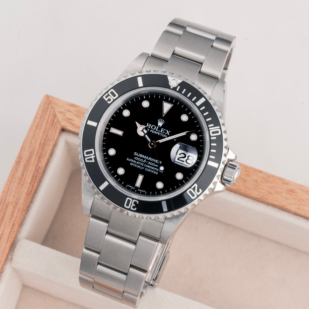 2004 Rolex Submariner Date Ref. 16610 with Box & Papers